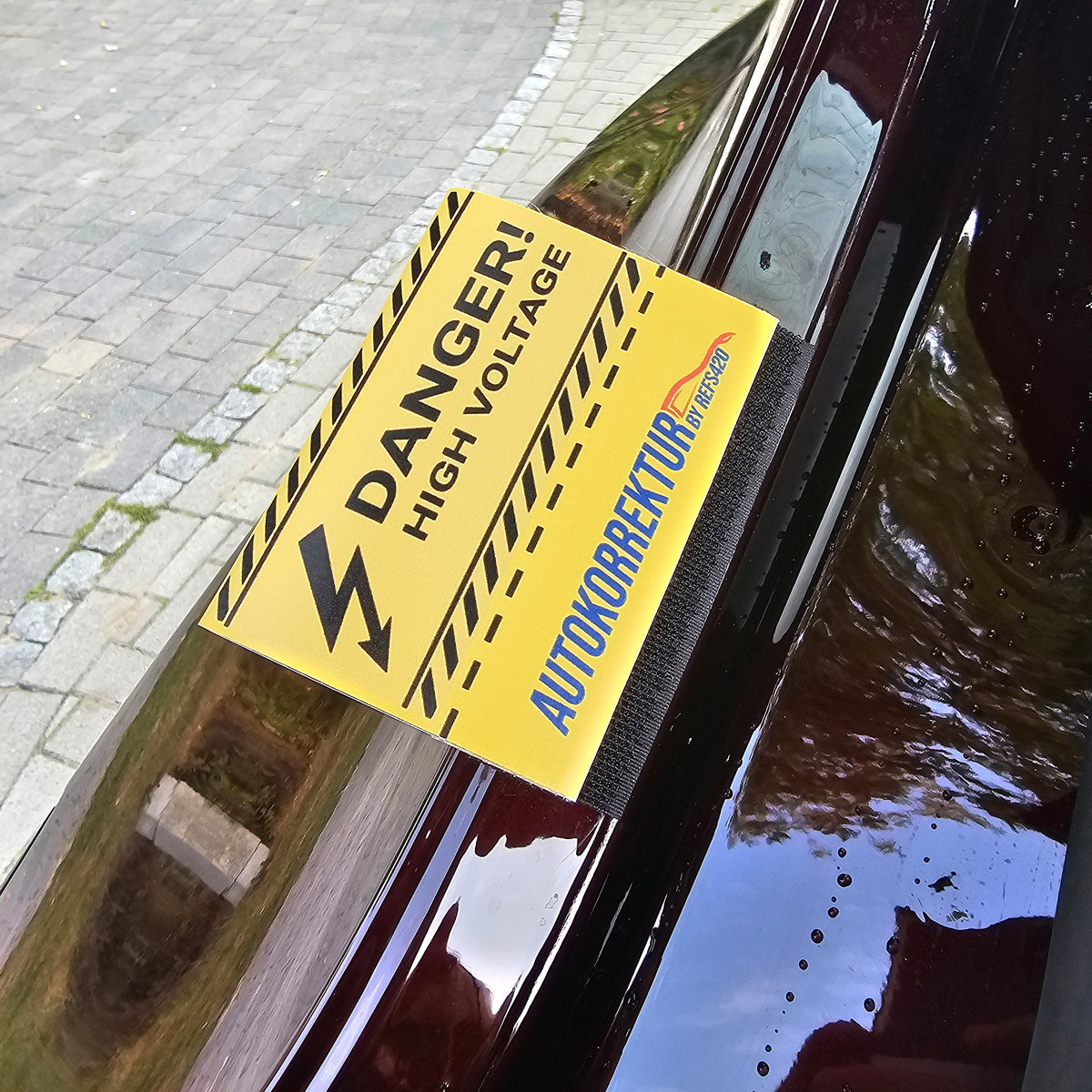 High Voltage Danger! Carflag – image 5