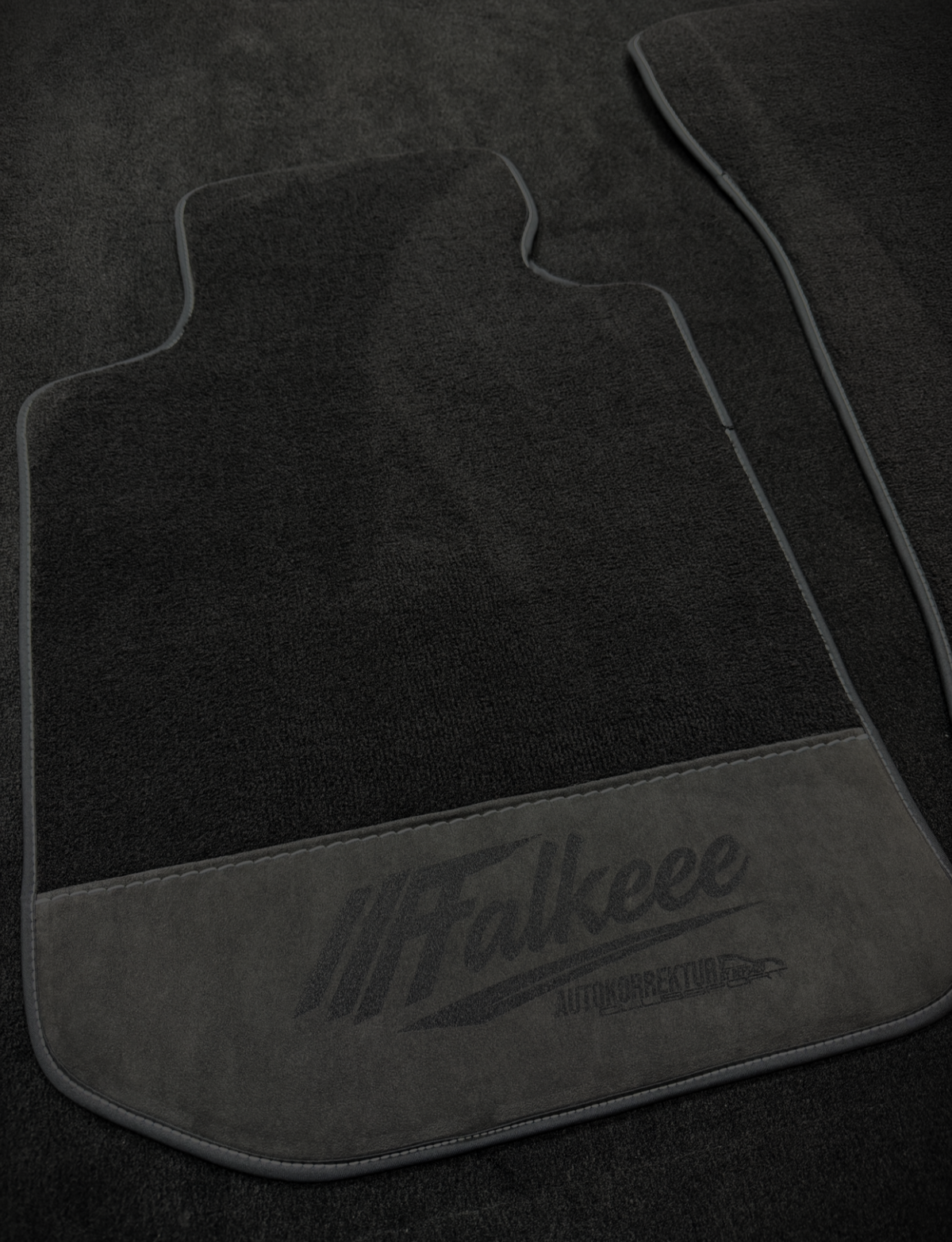 Premium Floor Mats for All Vehicles – image 1